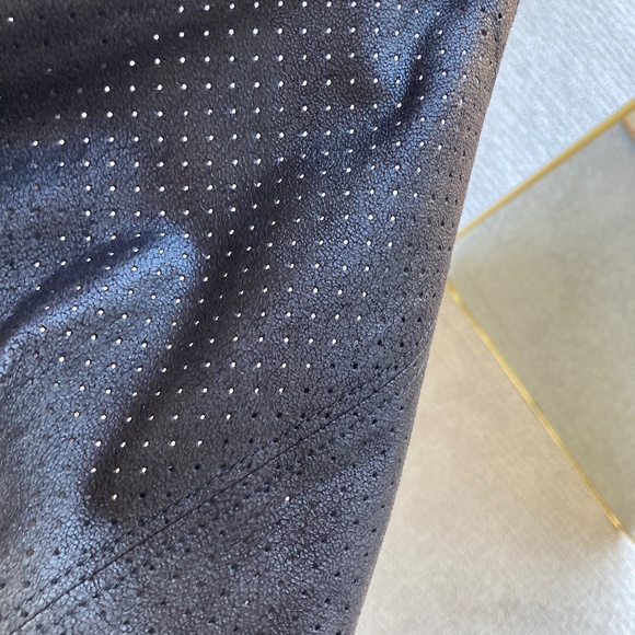 Club Monaco Mini Skirt - Picture 3 of 3